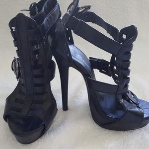 Heels NWOT